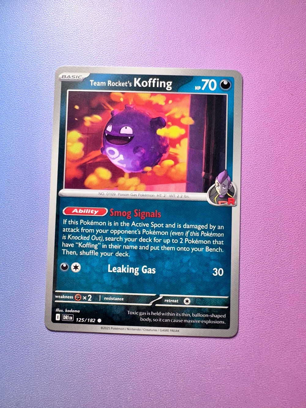team rocket’s koffing - 125/182 (common) — pokemon: destined rivals
